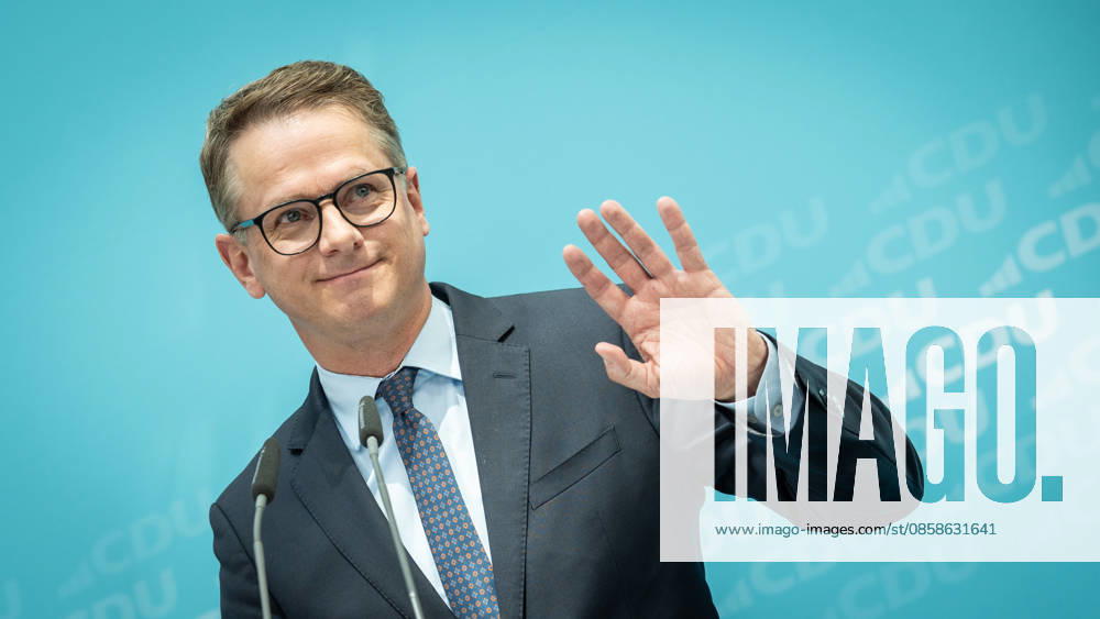 Carsten Linnemann, CDU Secretary General, during the press conference after the Federal Executive Committee meeting CDU Federal Executive Committee and committee meetings on 08 06 2026, Berlin Berlin Germany Konrad Adenauer Haus, Bundespart
