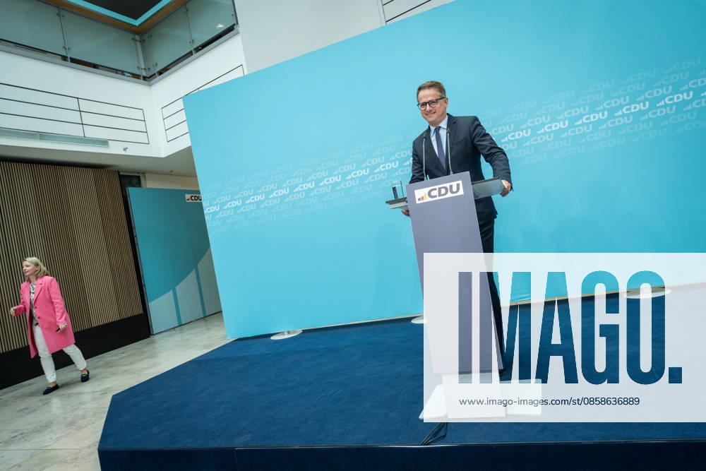 Carsten Linnemann, CDU Secretary General, during the press conference after the Federal Executive Committee meeting CDU Federal Executive Committee and committee meetings on 08 06 2026, Berlin Berlin Germany Konrad Adenauer Haus, Bundespart