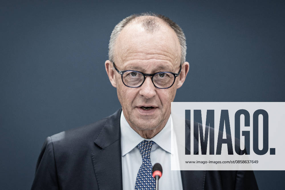 Friedrich Merz, CDU Chairman and Federal Chancellor, at the beginning of the Federal Executive Committee meeting CDU Federal Executive Committee and committee meetings on 08 06 2026, Berlin Berlin Germany Konrad Adenauer Haus, Bundespart