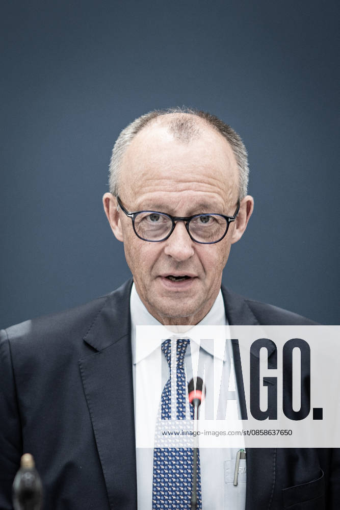 Friedrich Merz, CDU Chairman and Federal Chancellor, at the beginning of the Federal Executive Committee meeting CDU Federal Executive Committee and committee meetings on 08 06 2026, Berlin Berlin Germany Konrad Adenauer Haus, Bundespart