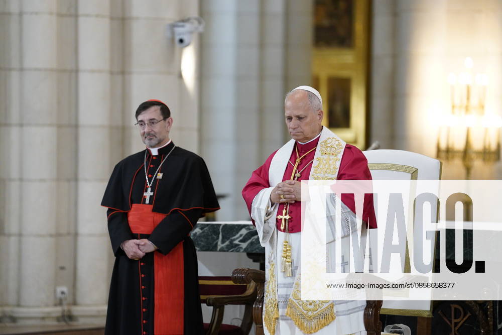 Pope Leo XIV presides a prayer in honor of the Virgin of Almudena in the Cathedral Pope Leo XIV during the prayer and homage to the Virgin of Almudena, in the Cathedral of Santa Maria de la Almudena, on June 8, 2026, in Madrid Spain After the prayer before the patron saint, the Pope has deposited at her feet the Golden Rose, a personal and exceptional recognition with which the Popes honor images of the Virgin, the Pope placed at her feet the Golden Rose, a personal and exceptional recognition with which the Pontiffs honor images of Virgins 08 JUNE 2026 POOL POPE LEÓN XIV MADRID CATHEDRAL ALMUDENA MADRID SPAIN PRAYER TO Pé Madrid Madrid Spain