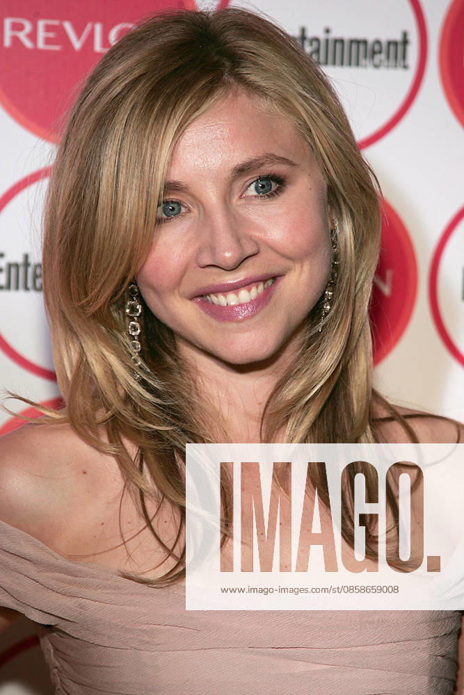Entertainment Weekly Pre-Emmy Party Aug 26, 2006; West Hollywood, CA, USA; Actress SARAH CHALKE arriving at the Entertainment Weekly 4th Annual Pre-Emmy Party at the Republic in West Hollywood, CA. Mandatory Credit: Photo by Jerome Ware ZUMA Press. ( ) Copyright 2006 by Jerome Ware West Hollywood California USA