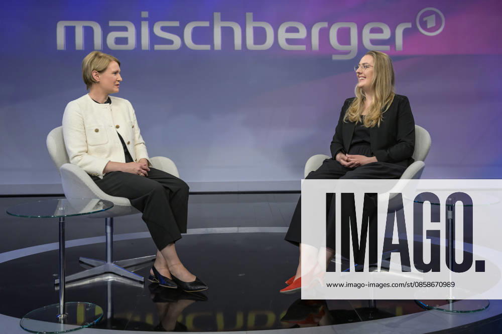 V l Jana Puglierin security expert , Katharina Dröge, Bündnis˜90 Die Grünen parliamentary group leader , in conversation, talk, GER, Berlin, studio, guest on Maischberger, political talk show, TV, format, with presenter Sandra Maischberger, Das Erste, from Adlershof Am Studio 20, 08 06 2026,