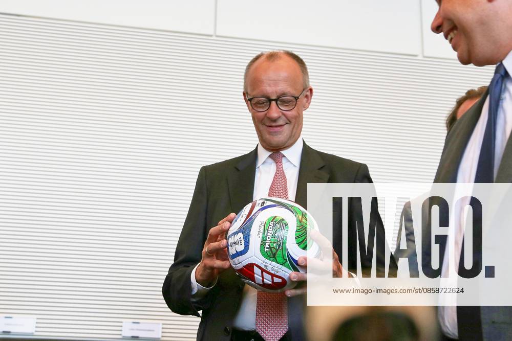 German Bundestag Union parliamentary group meeting Federal Chancellor Friedrich Merz CDU with WM Ball Trionda