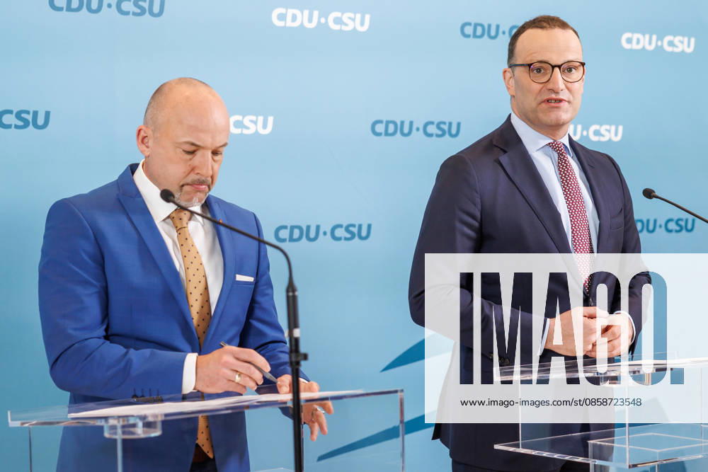 Statement before the CDU CSU parliamentary group meeting CDU CSU parliamentary group leader Jens Spahn speaks during a statement before the parliamentary group meetings on 09 06 2026 in Berlin Berlin Berlin Germany Reichstag