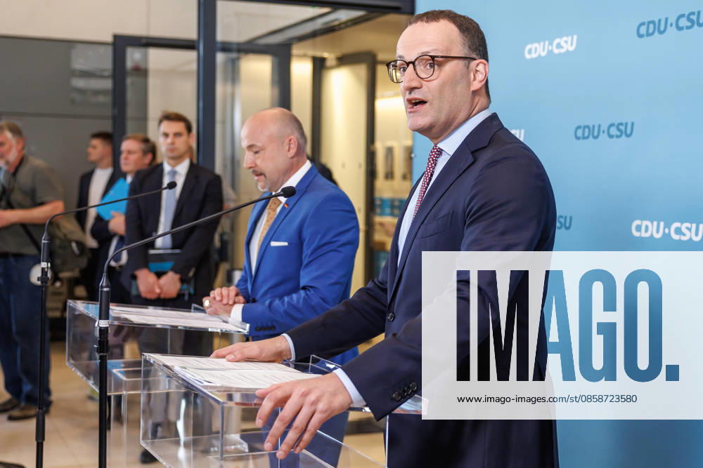 Statement before the CDU CSU parliamentary group meeting CDU CSU parliamentary group leader Jens Spahn speaks during a statement before the parliamentary group meetings on 09 06 2026 in Berlin Berlin Berlin Germany Reichstag