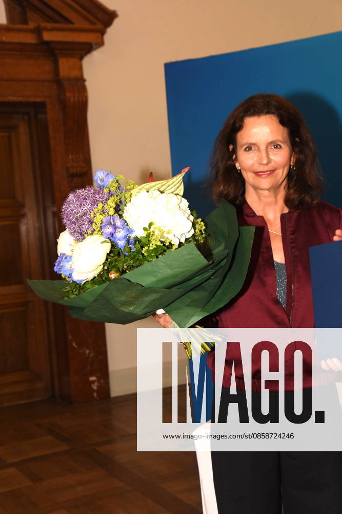 Prof. Amelie Niermeyer Director Indendin New President of the Bavarian Theater Academy August Everding Munich 09 06 2026 Salvatorplatz Bavarian State Ministry of Science and the Arts Announcement of the new presidency of the Bavarian Theater Academy August Everding Photo Munich