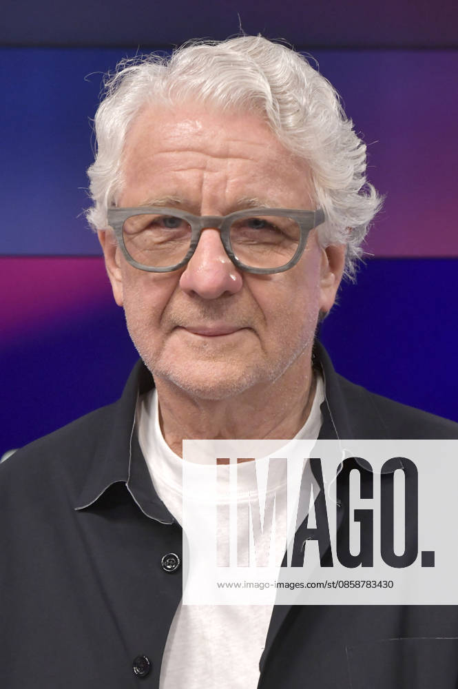 Marcel Reif on the ARD talk show maischberger in Studio Berlin Adlershof Berlin, 09 06 2026 Foto:xM.xBehrensx xFuturexImagex maischberger0906_6610