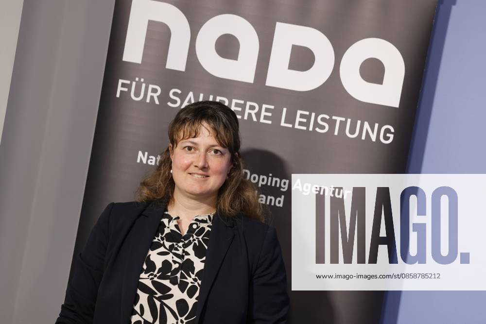 Dr. Eva Bunthoff, Germany, Berlin, Haus der Bundespressekonferenz, Press Conference National Anti Doping Agency Germany NADA