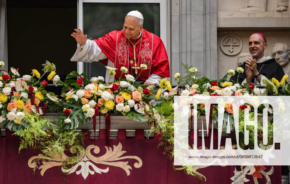 Pope Leo XIV presides the Prayer of the Holy Rosary at the Abbey of Montserrat Pope Leo XIV greets from a balcony during the celebration of the prayer of the Holy Rosary, June 10, 2026, at the Abbey of Our Lady of Montserrat, Barcelona, Catalonia Spain This act of Marian piety is part of the acts that the Pontiff performs during his apostolic journey to Spain that began in Madrid on June 8 10 JUNE 2026 Barcelona, Catalunya Barcelona, Catalunya Spain