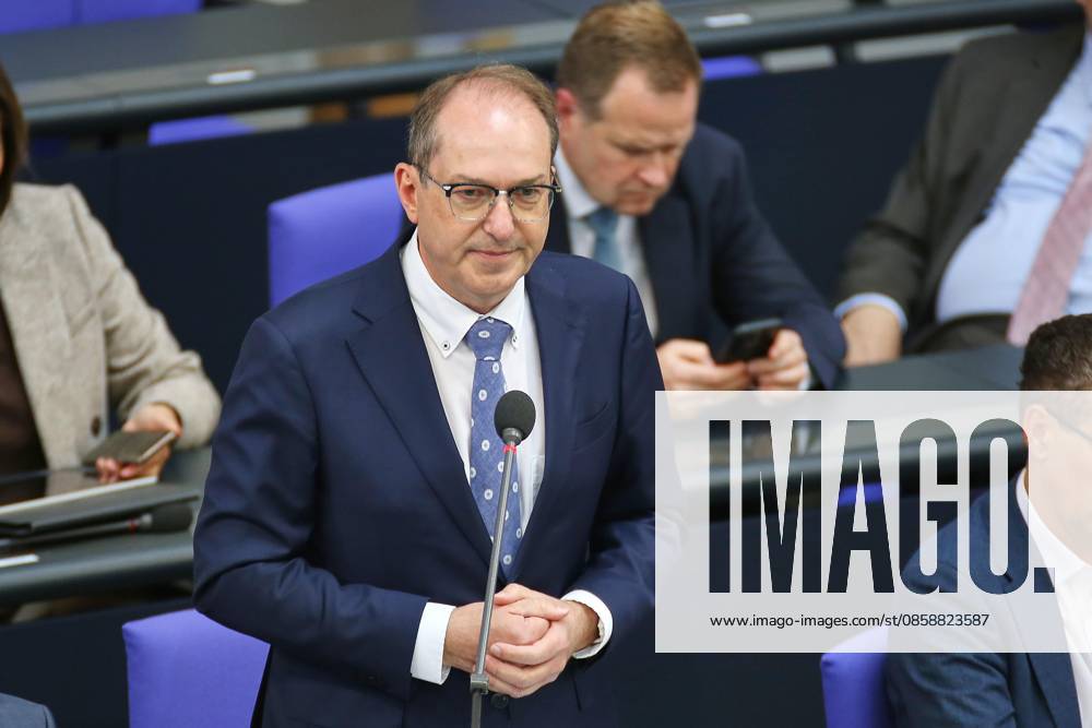 German Bundestag 82 Bundestag session Federal Minister of the Interior Alexander Dobrindt CSU