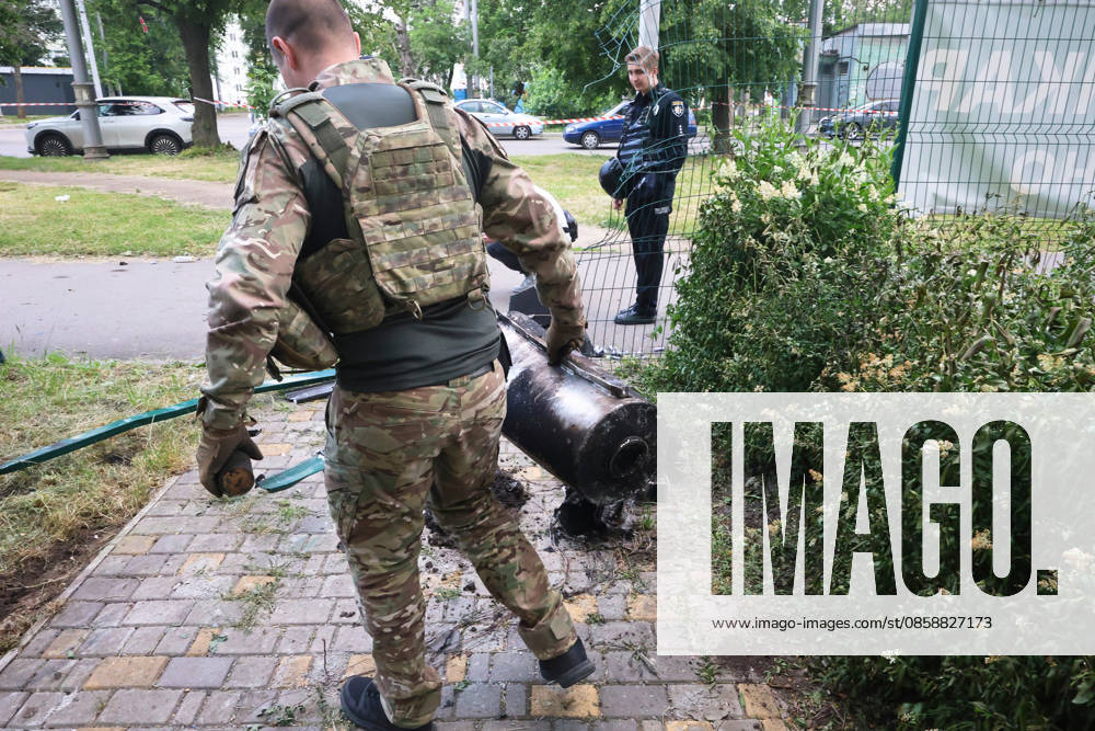 Law enforcers work at the scene of a Russian drone strike near an apartment block in Kharkiv, Ukraine, June 10, 2026. Russian forces struck the northeastern city with drones, injuring at least eight people. One of the drones hit an apartment block, housing a dental office. (Photo by Viacheslav Madiievskyi Ukrinform) Russians damage dental office in Kharkiv
