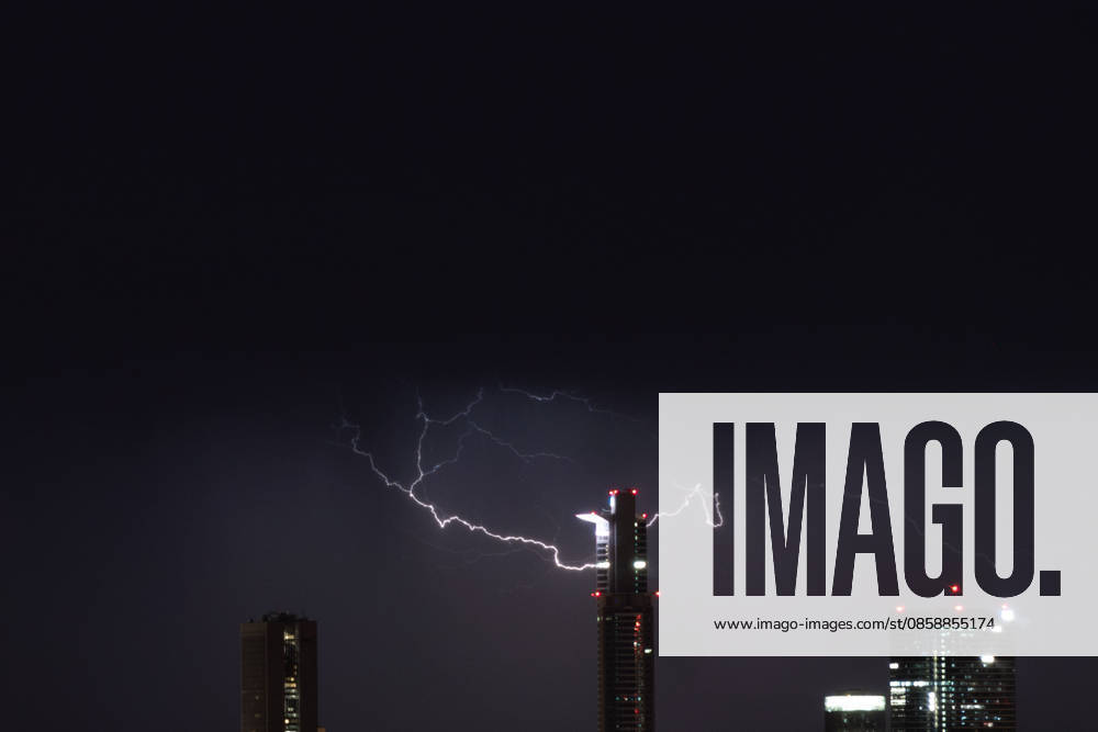 Lightning strikes behind part of the financial district skyline during a thunderstorm in Frankfurt am Main, Germany. Frankfurt Germany - ZUMAb332 20260610_zip_b332_014