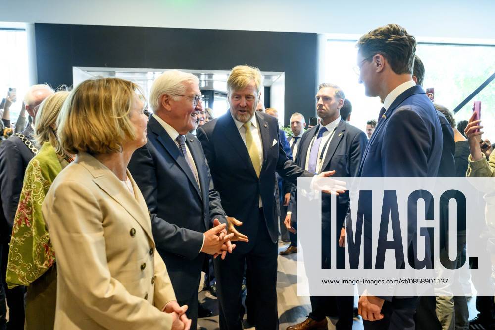 Sittard, The Netherlands, 2026-06-11 12:17:41 SITTARD, 11-06-2026, VISTA college At the invitation of His Majesty King Willem Alexander and Queen Maxima, the Federal President of Germany, Frank-Walter Steinmeier, is paying a state visit to the Netherlands. He is accompanied by his wife, Elke Büdenbender. PHOTO: NLBeeld Patrick van Emst In the photo: King Willem Alexander, together with the Federal President and Mrs. Büdenbender, is visiting VISTA college in Sittard, the regional secondary vocational education institution. Together with the Minister of the Interior and Kingdom Relations, Pieter Heerma, they are engaging in discussions with students, teachers, and staff regarding cross-border cooperation between the Netherlands and Germany