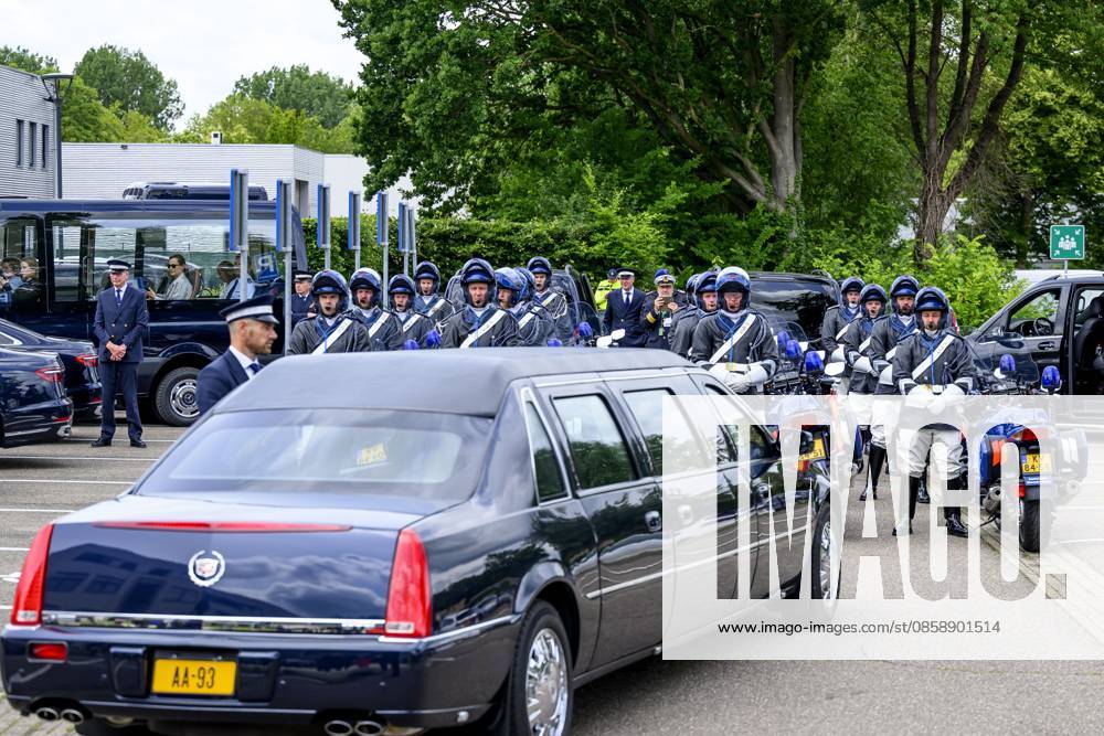 Sittard, The Netherlands, 2026-06-11 12:55:37 SITTARD, 11-06-2026, VISTA college At the invitation of His Majesty King Willem Alexander and Queen Maxima, the Federal President of Germany, Frank-Walter Steinmeier, is paying a state visit to the Netherlands. He is accompanied by his wife, Elke Büdenbender. PHOTO: NLBeeld Patrick van Emst In the photo: King Willem Alexander, together with the Federal President and Mrs. Büdenbender, is visiting VISTA college in Sittard, the regional secondary vocational education institution. Together with the Minister of the Interior and Kingdom Relations, Pieter Heerma, they are engaging in discussions with students, teachers, and staff regarding cross-border cooperation between the Netherlands and Germany