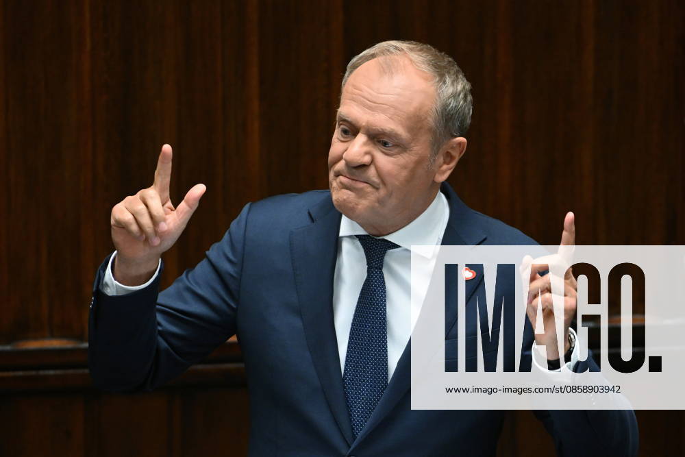 WARSZAWA SEJM RP Warsaw 10 06 2026 59th session of the Sejm of the 10th term - Polish Parliament DEBATA I GLOSOWANIE NAD WOTUM NIEUFNOSCI DLA MINISTRA MSWIA MARCINA KIERWINSKIEGO DEBATE AND VOTE ON THE NO-CONFIDENCE MOTION FOR THE MINISTER OF THE INTERIOR MARCIN KIERWINSKI N Z DONALD TUSK FOT DAMIAN BURZYKOWSKI NEWSPIX.PL NEWSPIX.PL --- newspix.pl