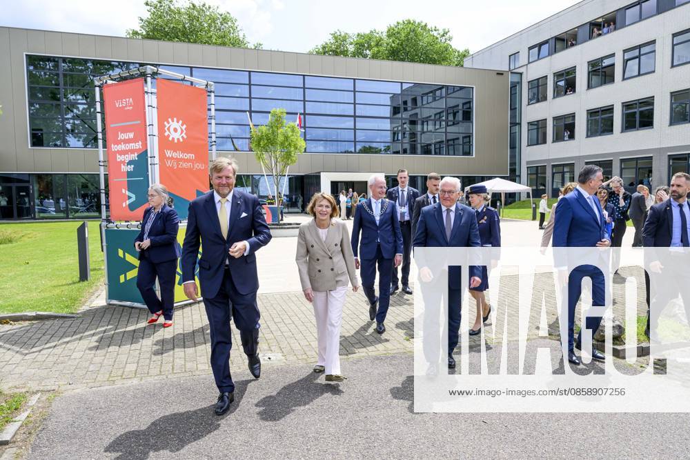 King Willem Alexander During State Visit - Sittard King Willem Alexander, together with German Federal President Frank-Walter Steinmeier, his wife Elke Büdenbender, and Dutch Minister of the Interior and Kingdom Relations Pieter Heerma, visits VISTA college in Sittard, the Netherlands on June 11, 2026, to discuss cross-border cooperation between the Netherlands and Germany with students, teachers, and staff. Photo by Patrick van Emst NL Beeld Bruno Press ABACAPRESS.COM Netherlands