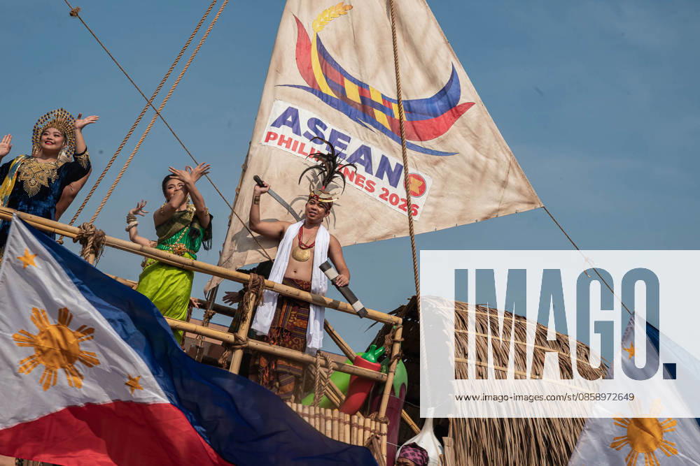 On June 12, 2026, the national government of the Philippines held a parade at the Quirino Grandstand in Manila to commemmorate its 128th year of independence. Manila Philippines - ZUMAy102 20260612_zip_y102_003