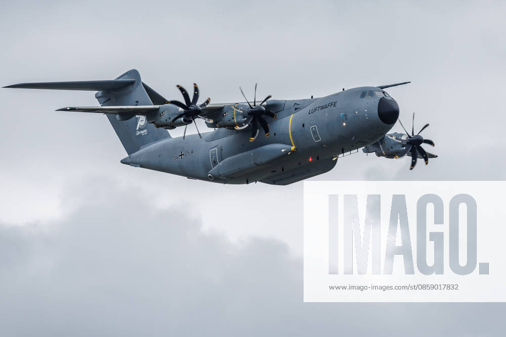 Flight program with the Airbus A400M Flight program with the Airbus A400M at the ILA in Berlin Brandenburg on 12 06 2026 Berlin Germany