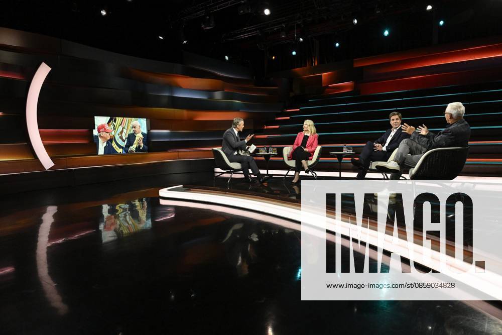 Talk round at Markus Lanz , ZDF 06 26 her Markus Lanz, Annett Meiritz, Markus Feldenkirchen and Thomas Kistner v li on