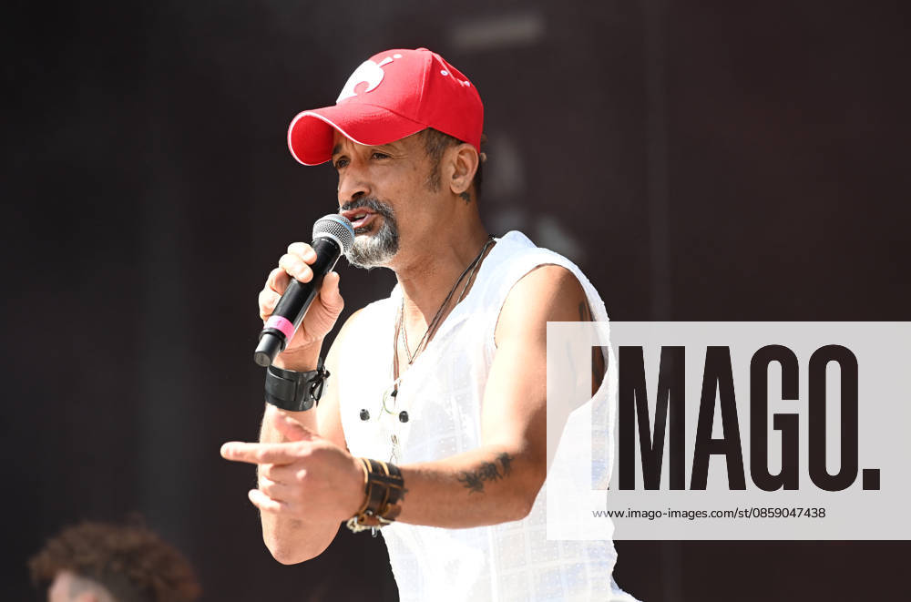 Mark MEDLOCK, singer, musician, singing, song, concert, island fever, SchlagerParty in Oberhausen on 13 06 2026,