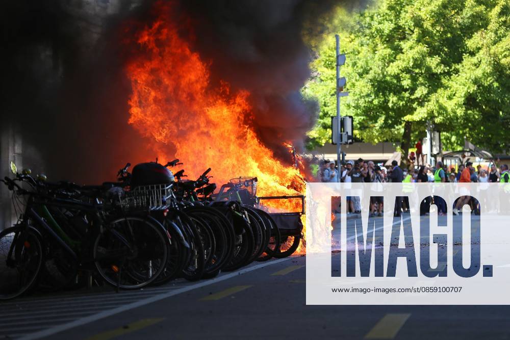 Anti G7 protest Demonstrators protest against the 2026 G7 summit taking place in neighboring Évian les Bains, France Protesters set a fire