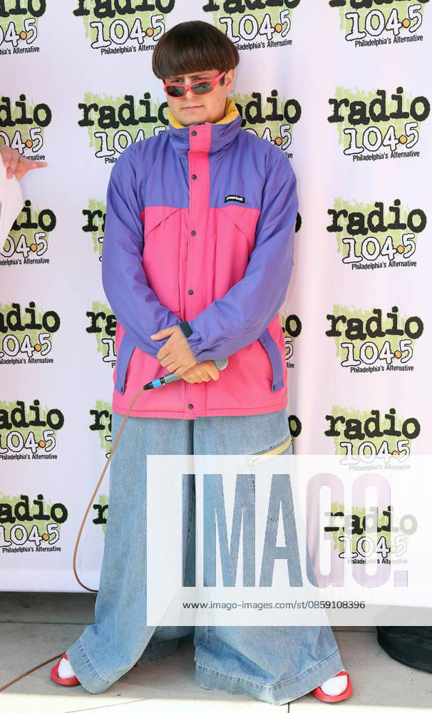 **FILE PHOTO** Oliver Tree Dies In Helicopter Crash. PHILADELPHIA, PA - JUNE 23 : Oliver Tree posed and performance at Radio 104.5 Summer Block Party at Xfinity Live Philadelphia, Pa June 23, 2019 Credit : Star Shooter MediaPunch