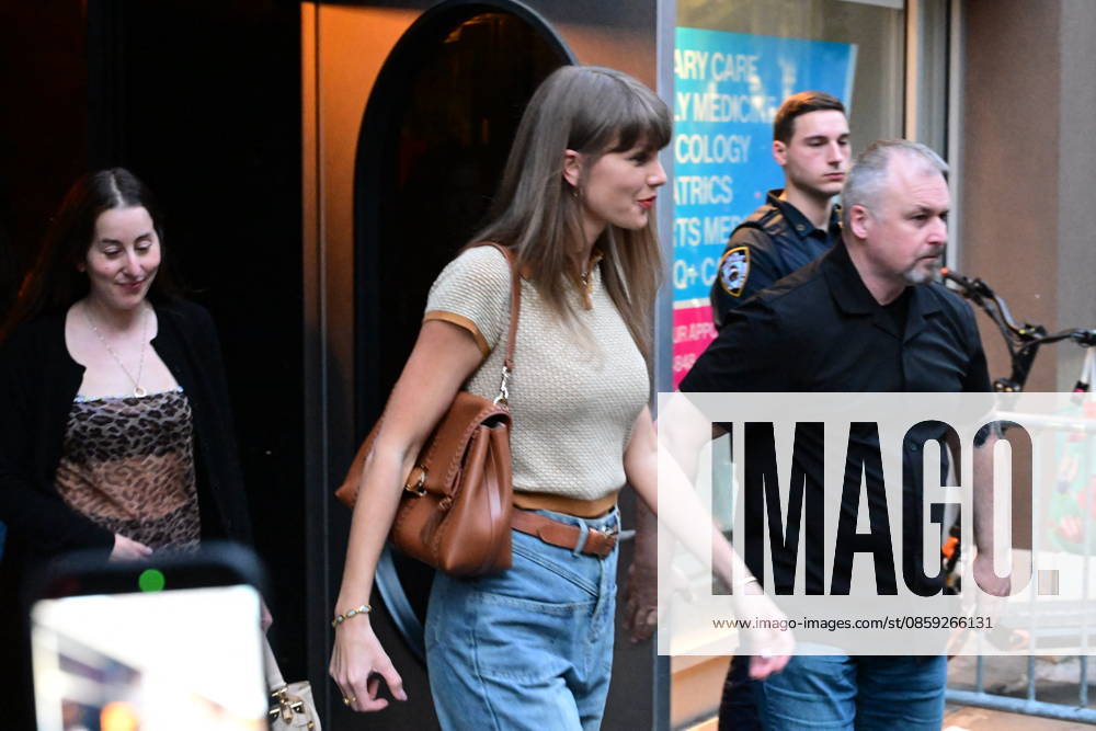 Taylor Swift Departs Electric Lady Studios in Greenwich Village American singer-songwriter Taylor Swift walks out of Electric Lady Studios in Greenwich Village in New York, New York on Tuesday, June 16, 2026. Photo by Kyle Mazza CNP ABACAPRESS.COM New York New York United States