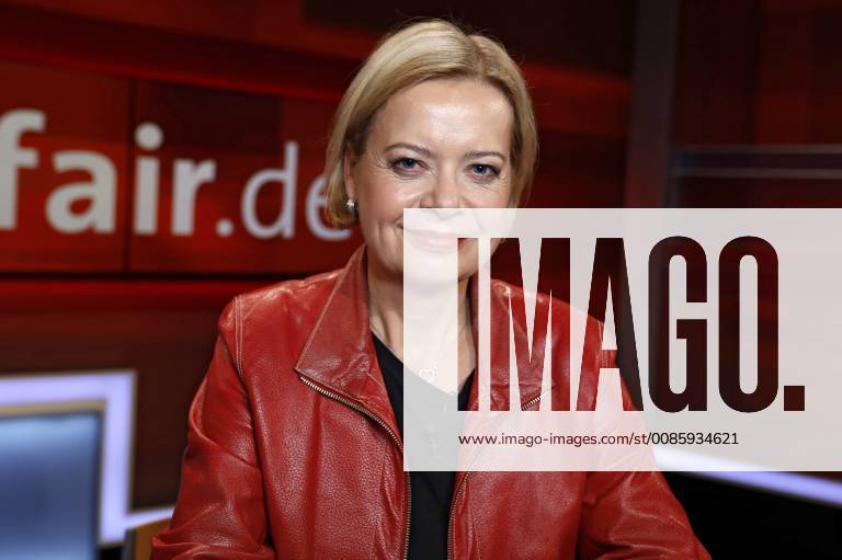 Gesine Lötzsch in the ARD talk show hard but fair in the WDR television studio A Cologne 08 10 2018 Foto:xC.xFuturexImage
