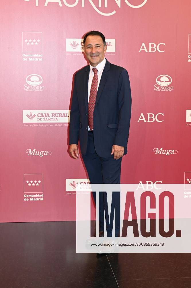 ABC Presents the 17th Bullfighting Award to the Lozano Brothers César Rincón poses at the photocall during the presentation of ABCs 17th Bullfighting Award on June 17, 2026, in Madrid, Spain ABC BULLFIGHTING AWARD CELEBRITIES PHOTOCALL José Madrid Madrid Spain,detected_source_language