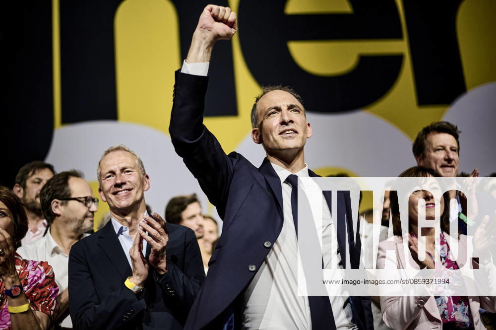 Raphael Glucksmann and his political supporters at a rally in Aubervilliers on June 13, 2026, as part of the campaign for 2027 French presidential election. - 13 06 2026 - France Aubervilliers - AntoninxBuratx Pictorium LePictorium_0336361