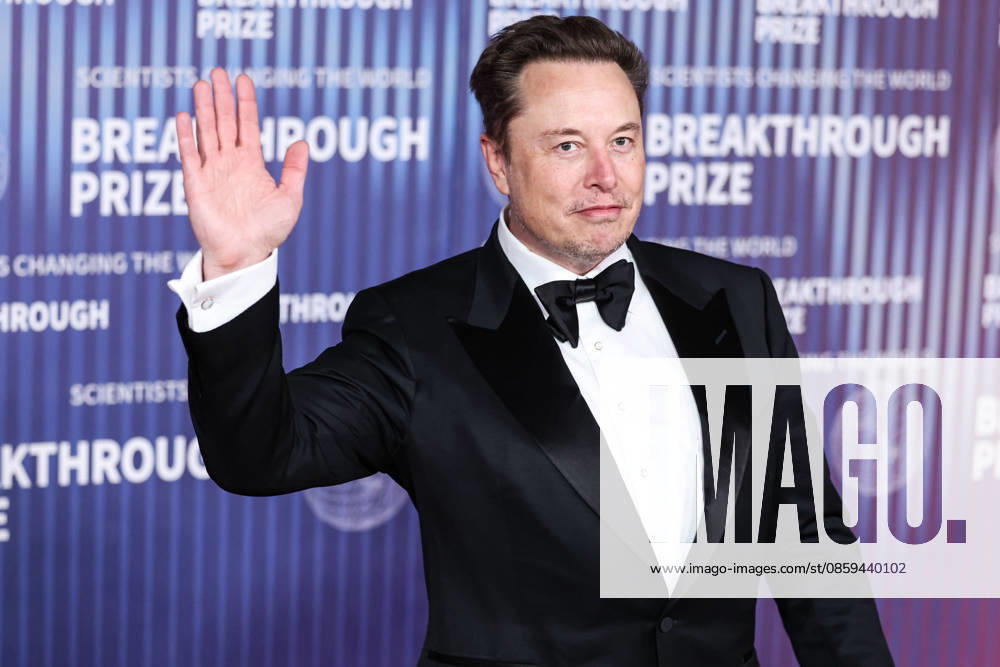 (FILE) Elon Musk Becomes World s First Trillionaire After SpaceX Goes Public (FILE) Elon Musk Becomes World s First Trillionaire After SpaceX Goes Public. MIRACLE MILE, LOS ANGELES, CALIFORNIA, USA - APRIL 13: Chief Executive Officer (CEO) and product architect of Tesla, Inc., Founder, CEO and chief engineer of SpaceX, Owner, Chief Technology Officer (CTO) and executive chairman of X Corp. (formerly Twitter) Elon Reeve Musk arrives at the 10th Annual Breakthrough Prize Ceremony held at the Academy Museum of Motion Pictures on April 13, 2024 in Miracle Mile, Los Angeles, California, United States. (Photo by Xavier Collin Image Press Agency)