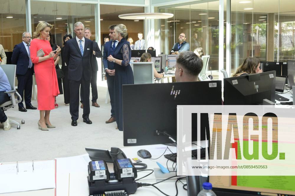 King Philippe And Queen Mathilde Visit Media Square EVERE, BELGIUM - JUNE 18: King Philippe of Belgium and Queen Mathilde of Belgium pictured with Jean-Paul Philippot, CEO RTBF, Thomas Gadisseux, Director of News and Sports RTBF and Nathalie Maleux (RTBF) visiting Media Square, the RTBF s new headquarters in Brussels.on June 18, 2026 in Evere, Belgium, 18 06 2026 Evere Belgium