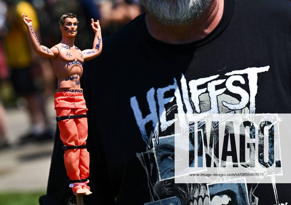Hellfest Festival PHOTOPQR OUEST FRANCE Franck Dubray Clisson June 18, 2026 Hellfest Metal Music Festival in Clisson A water curtain to combat the heat wave Photo by Franck Dubray Atmosphere at the Hellfest Festival in Clisson on June 18, 2026 Clisson, France,detected_source_language