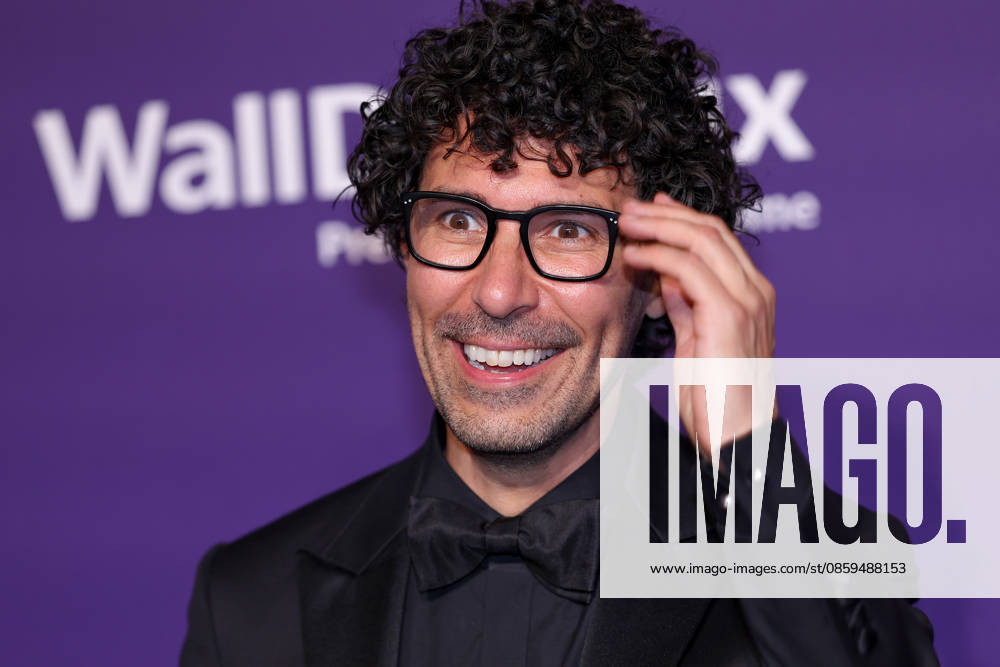 Boris Entrup, hairstylist, makeup artist, and non-fiction author, on the Purple Carpet at the DUFTSTARS Awards ceremony at the Rheinterrassen in Düsseldorf. The German Perfume Award DUFTSTARS 2026 is one of the most prestigious beauty and fragrance awards in Germany, North Rhine-Westphalia, Germany,detected_source_language