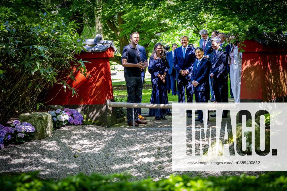Leiden, The Netherlands, 2026-06-18 14:59:05 LEIDEN, 18-06-2026, Leiden University At the invitation of King Willem-Alexander and Queen Maxima, Emperor Naruhito of Japan is paying a state visit to the Netherlands. Emperor Naruhito is accompanied by Her Majesty Empress Masako. The state visit is a confirmation of the close and historic relationship between Japan and the Netherlands. The countries share 426 years of bilateral relations. PHOTO: NLBeeld POOL Albert Nieboer In the photo: Emperor Naruhito and King Willem-Alexander visit Leiden University. In the Academy Building, they visit a temporary exhibition of objects from various Leiden Japan collections, the Sweat Room where graduates sign their names, and the Senate Chamber. Credit: