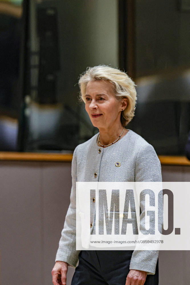 URSULA VON DER LEYEN, President of the European Commission, ahead of a roundtable meeting inside the European Council during the European Council Summit in Brussels. Brussels European Union - ZUMAo116 20260618_znp_o116_117