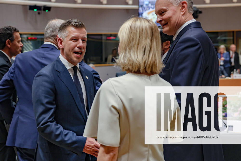 PETER MAGYAR, Prime Minister of Hungary, greets KAJA KALLAS, EU High Representative for Foreign Affairs and Security Policy with GITANAS NAUSEDA, President of the Republic of Lithuania standing beside inside the European Council during the European Council Summit in Brussels. Magyar attends his first European Council summit as Hungaryâ€⠢s prime minister. Brussels European Union - ZUMAo116 20260618_znp_o116_119
