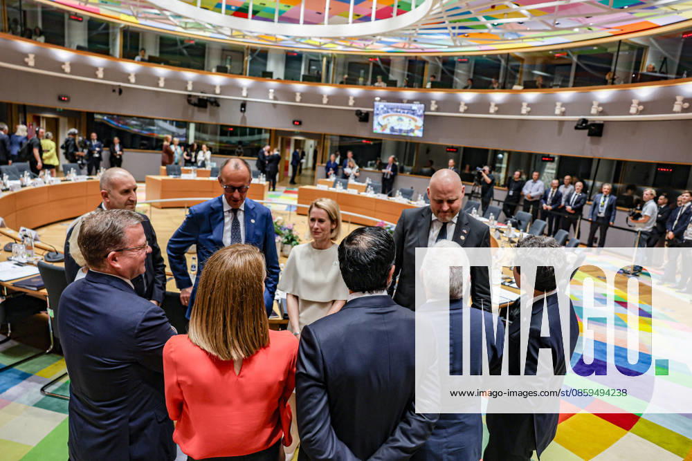 Clockwise from left, KAJA KALLAS, EU High Representative for Foreign Affairs and Security Policy; ANDRIS KULBERGS, Prime Minister of Latvia; NICUSOR DAN, President of Romania; ANTONIO COSTA, President of the European Council; LUIS MONTENEGRO, Prime Minister of Portugal; ROBERTA METSOLA, President of the European Parliament; KRISTEN MICHAL, Prime Minister of Estonia; RUMEN RADEV, Prime Minister of Bulgaria; and FRIEDRICH MERZ, Chancellor of Germany, speak in a circle ahead of a roundtable meeting inside the European Council during the European Council Summit in Brussels. Brussels European Union - ZUMAo116 20260618_znp_o116_131