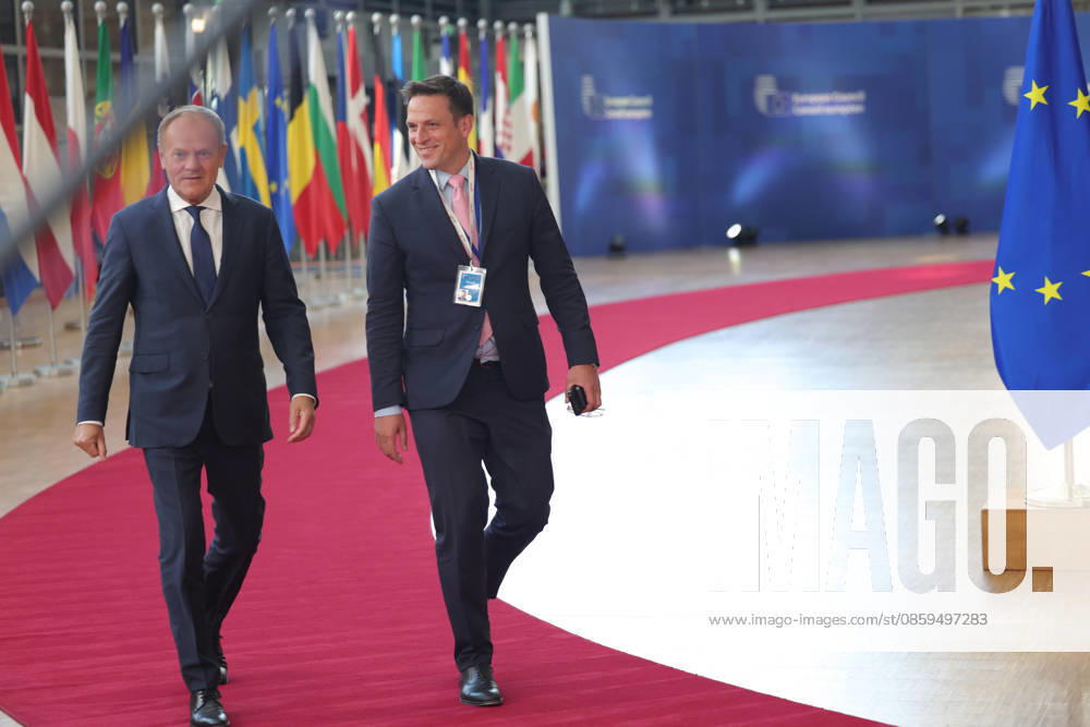 DONALD TUSK, Prime Minister of Poland, arrives to speak to the press ahead of a roundtable meeting during the European Council Summit in Brussels. Poland is expected to focus on European defence readiness, security along the EUâ€⠢s eastern flank, competitiveness, Ukraine and the EUâ€⠢s next long-term budget. Brussels European Union - ZUMAo116 20260618_znp_o116_136