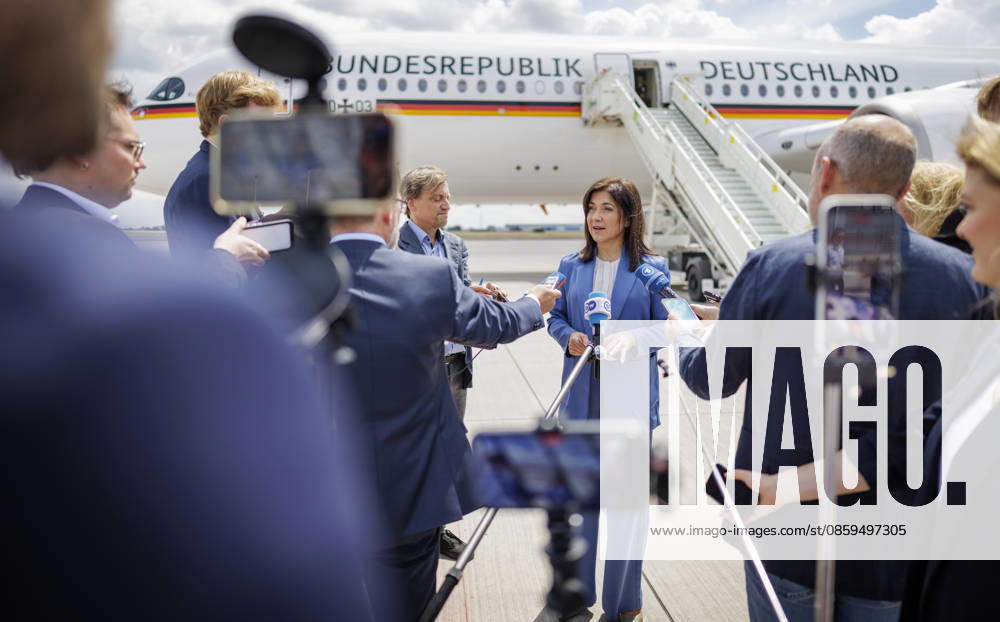 Katherina Reiche (CDU), Federal Minister for Economic Affairs and Energy, photographed during her trip to Turkey. Here at Berlin Airport. Photographed on behalf of the BMWE, Berlin, Germany,detected_source_language