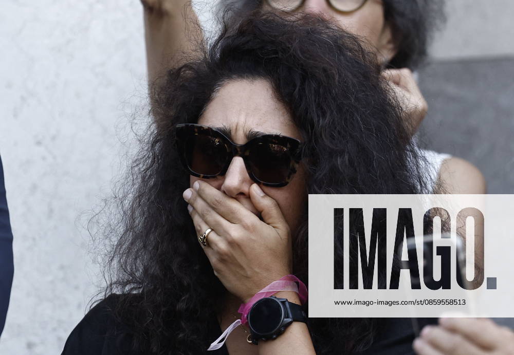Golshifteh Farahani at Mr. Satrapi’s funeral at the Père Lachaise Crematorium in Paris on June 19, 2026. The author of the famous graphic novel, which was adapted into a film, Persepolis, died on June 3, 2026, at the age of 56, inconsolable over the loss of her husband, M. Ripa, which occurred a year earlier. Cyril Moreau Bestimage at the funeral of M. Satrapi at the Père Lachaise Crematorium in Paris, on June 19, 2026. The author of the famous graphic novel, adapted into a film, Persepolis, died on June 3, 2026, at the age of 56, inconsolable over the loss of her husband, M. Ripa, which occurred a year earlier. Paris, France,detected_source_language