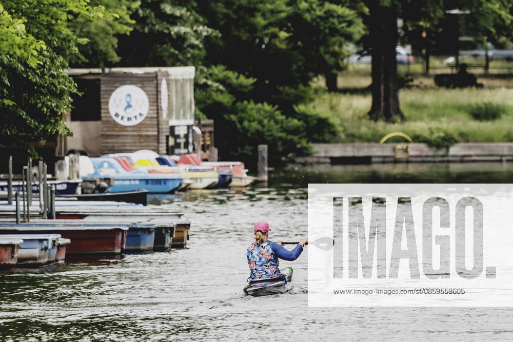 A woman in a kayak on the Mueggelspree, photographed in the Koepenick district of Berlin, June 19, 2026. All of Germany is expecting a heat wave in the coming days. Berlin, Germany,detected_source_language