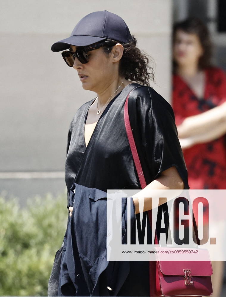 Golshifteh Farahani at Mr. Satrapi’s funeral at the Père Lachaise Crematorium in Paris on June 19, 2026. The author of the famous graphic novel, which was adapted into a film, Persepolis, died on June 3, 2026, at the age of 56, inconsolable over the loss of her husband, M. Ripa, which occurred a year earlier. Cyril Moreau Bestimage The funeral of M. Satrapi at the Père Lachaise Crematorium in Paris, on June 19, 2026. The author of the famous graphic novel, adapted into a film, Persepolis, died on June 3, 2026, at the age of 56, inconsolable over the loss of her husband, M. Ripa, which occurred a year earlier. Paris, France,detected_source_language
