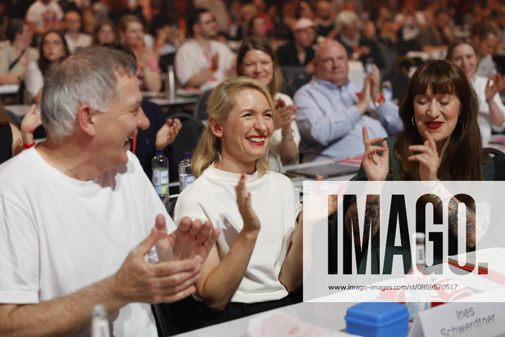 Jan van Aken, Ines Schwerdtner, Heidi Reichinnek 10th National Party Convention of Die Linke, June 19, 2026, in Potsdam, Metropolhalle, Germany,detected_source_language