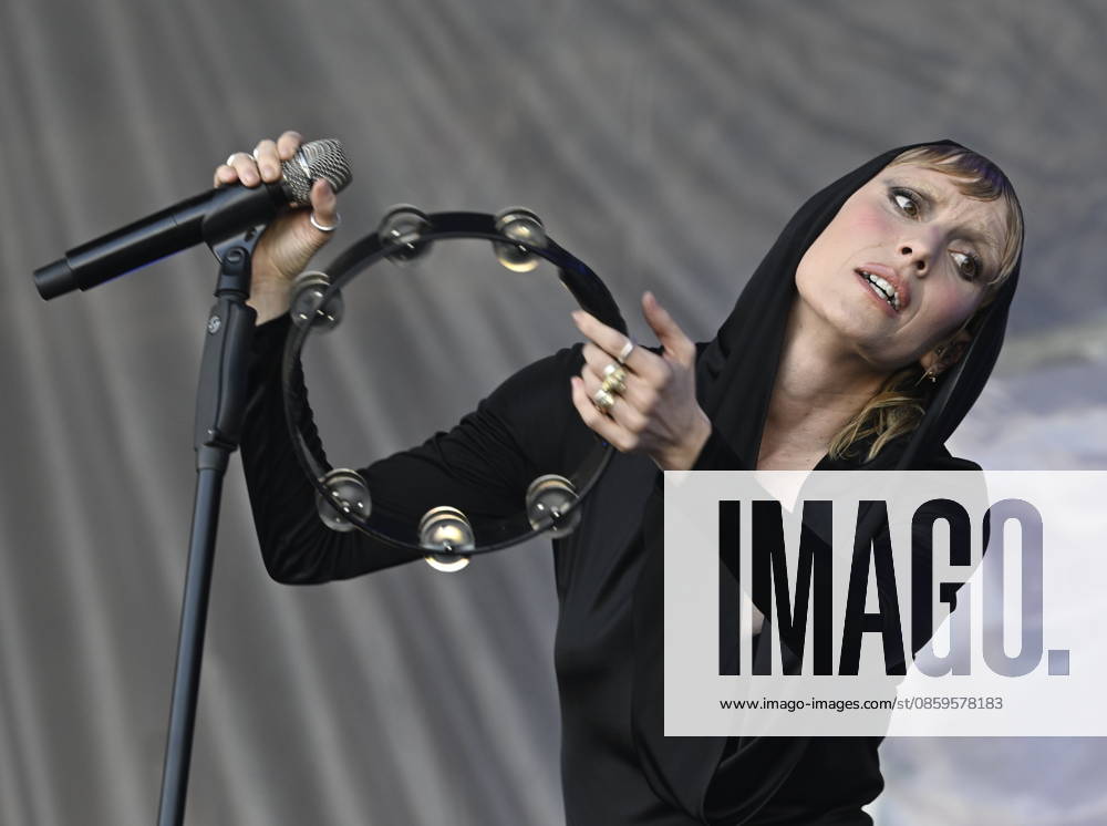 Swedish singer Likke Li performs during the music festival Metronome Prague, on June 19, 2026, in Prague, Czech Republic. (CTKxPhoto MichalxKrumphanzl) CTKPhotoP2026061908139 CTKPhotoP2026061908139