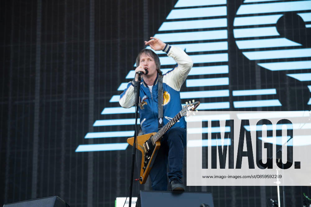IPA85869148 - England, Isle of Wight Festival - Friday - Ash - Pictured: Tim Wheeler