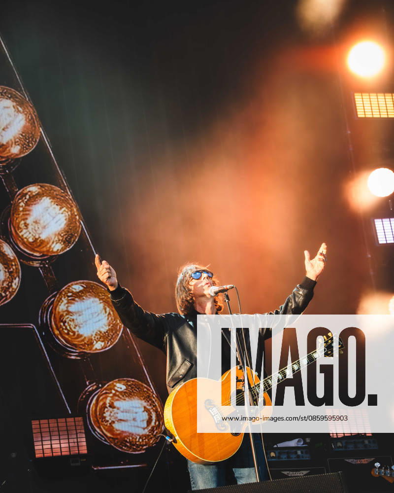 Richard Ashcroft performing live on the Main Stage at TRNSMT Festival, Glasgow Green on Friday 19 June 2026. Richard Ashcroft performing live on the Main Stage at TRNSMT Festival, Glasgow Green on Friday 19 June 2026. Legendary English singer-songwriter and frontman of The Verve, known for anthems like Bitter Sweet Symphony . Part of the TRNSMT 2026 weekend series in Glasgow., Credit:Adam Hampton-Matthews Avalon