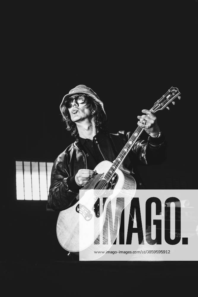 Richard Ashcroft performing live on the Main Stage at TRNSMT Festival, Glasgow Green on Friday 19 June 2026. Richard Ashcroft performing live on the Main Stage at TRNSMT Festival, Glasgow Green on Friday 19 June 2026. Legendary English singer-songwriter and frontman of The Verve, known for anthems like Bitter Sweet Symphony . Part of the TRNSMT 2026 weekend series in Glasgow., Credit:Adam Hampton-Matthews Avalon