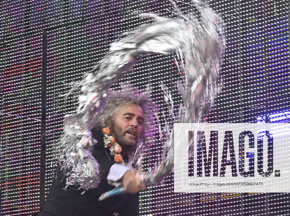 Singer Wayne Coyne of The Flaming Lips band performs during the music festival Metronome Prague, on June 20, 2026, in Prague, Czech Republic. (CTKxPhoto MichalxKrumphanzl) CTKPhotoP2026062005125 CTKPhotoP2026062005125